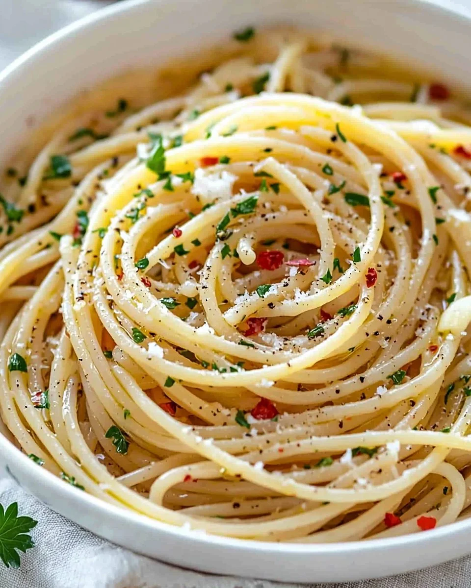 Spaghetti with Garlic and Oil