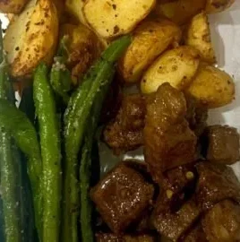 Garlic balsamic steak bites dish with a flavorful glaze