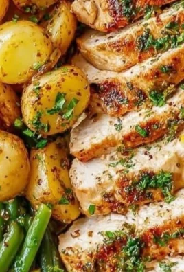 Healthy Lemon Garlic Chicken meal prep bowls with vegetables and rice