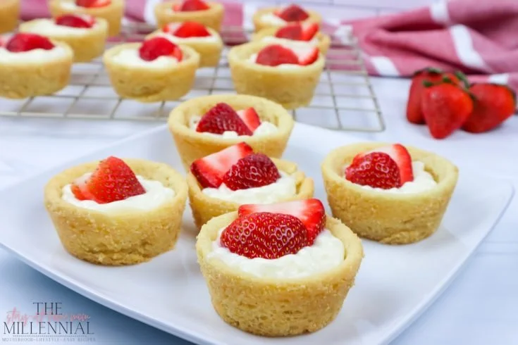 Strawberry Cheesecake Cookie Cups